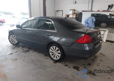 2006 Honda Accord 2.4 Ex из США, поврежденный, VIN 1HGCM55866A094368
